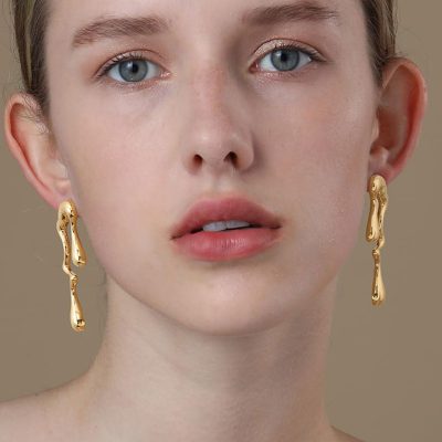 DORANA Chunky Unique Gold Drop Earrings for Women,Melting Mismatched Abstract Asymmetrical Statement Dangle Earring Irregular Waterdrop Teardrop Stud Earring Trendy Jewelry Women Girlfriend Gifts